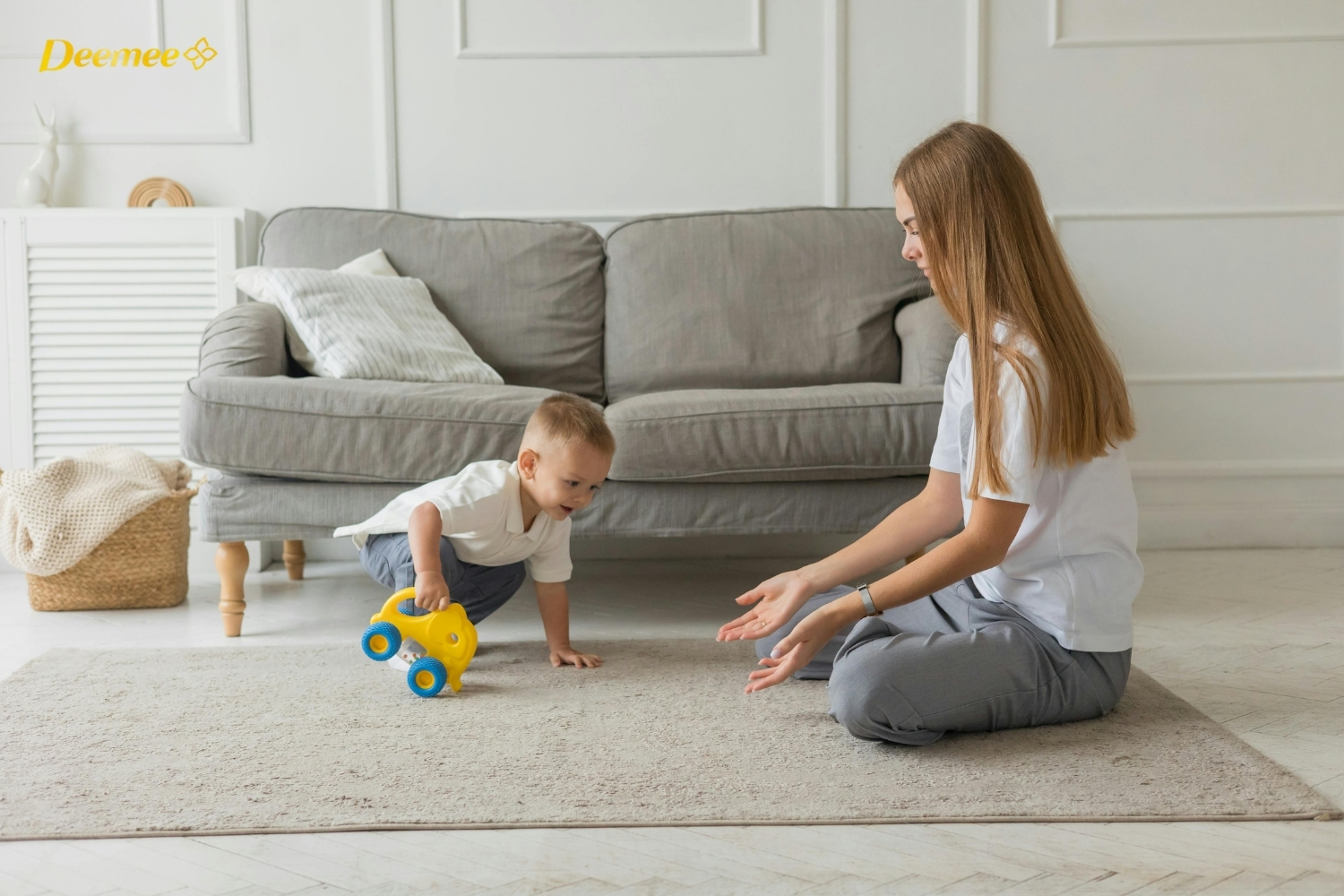 Áp dụng các mẹo lau sàn nhà an toàn cho bé giúp mẹ an tâm nhìn con yêu khôn lớn mỗi ngày.