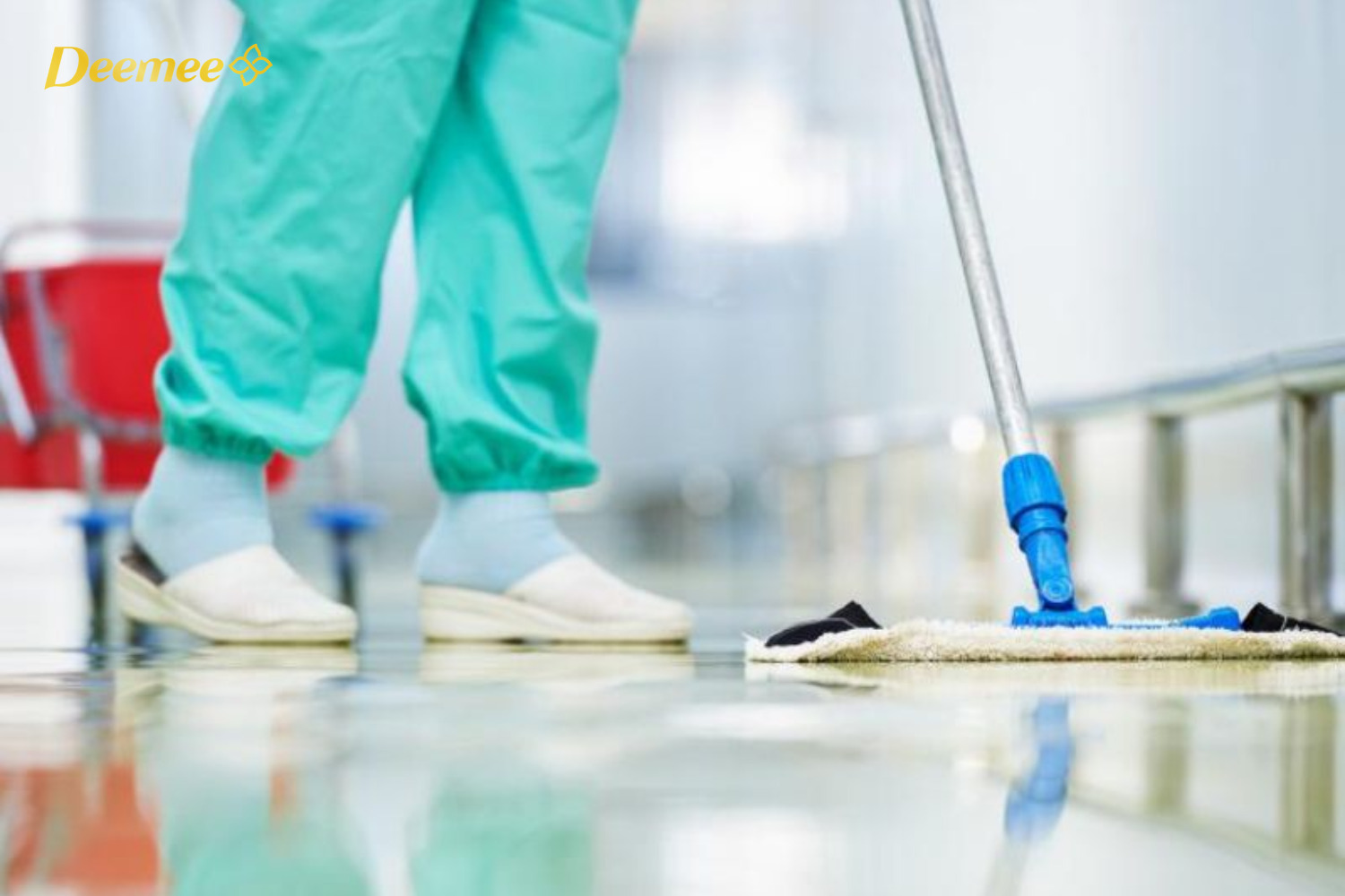 Nước lau sàn bệnh viện khác biệt với sản phẩm thông thường